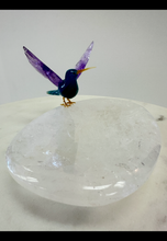 Load image into Gallery viewer, Hummingbird on Quartz jewelry plate