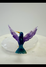 Load image into Gallery viewer, Hummingbird on Quartz jewelry plate