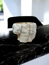 Load image into Gallery viewer, #1 Chiseled Onyx Candle – Natural Coconut & Apricot Wax