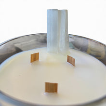 Load image into Gallery viewer, Haus Signature Caribbean Teakwood Selenite Candle – Crackling Wood Wicks