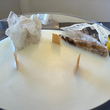 Load image into Gallery viewer, Haus Signature Caribbean Teakwood Crystal Candle – Quartz & Agate