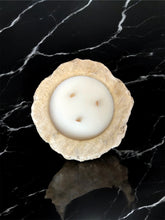 Load image into Gallery viewer, #1 Chiseled Onyx Candle – Natural Coconut & Apricot Wax
