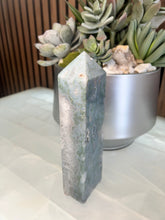 Load image into Gallery viewer, Agate Tower