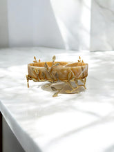 Load image into Gallery viewer, Golden Onyx Serving Piece