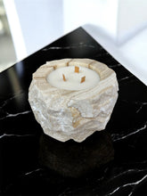 Load image into Gallery viewer, #1 Chiseled Onyx Candle – Natural Coconut & Apricot Wax