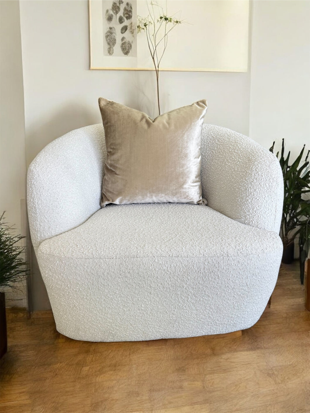 20x20 Velvet Pillow- Champagne