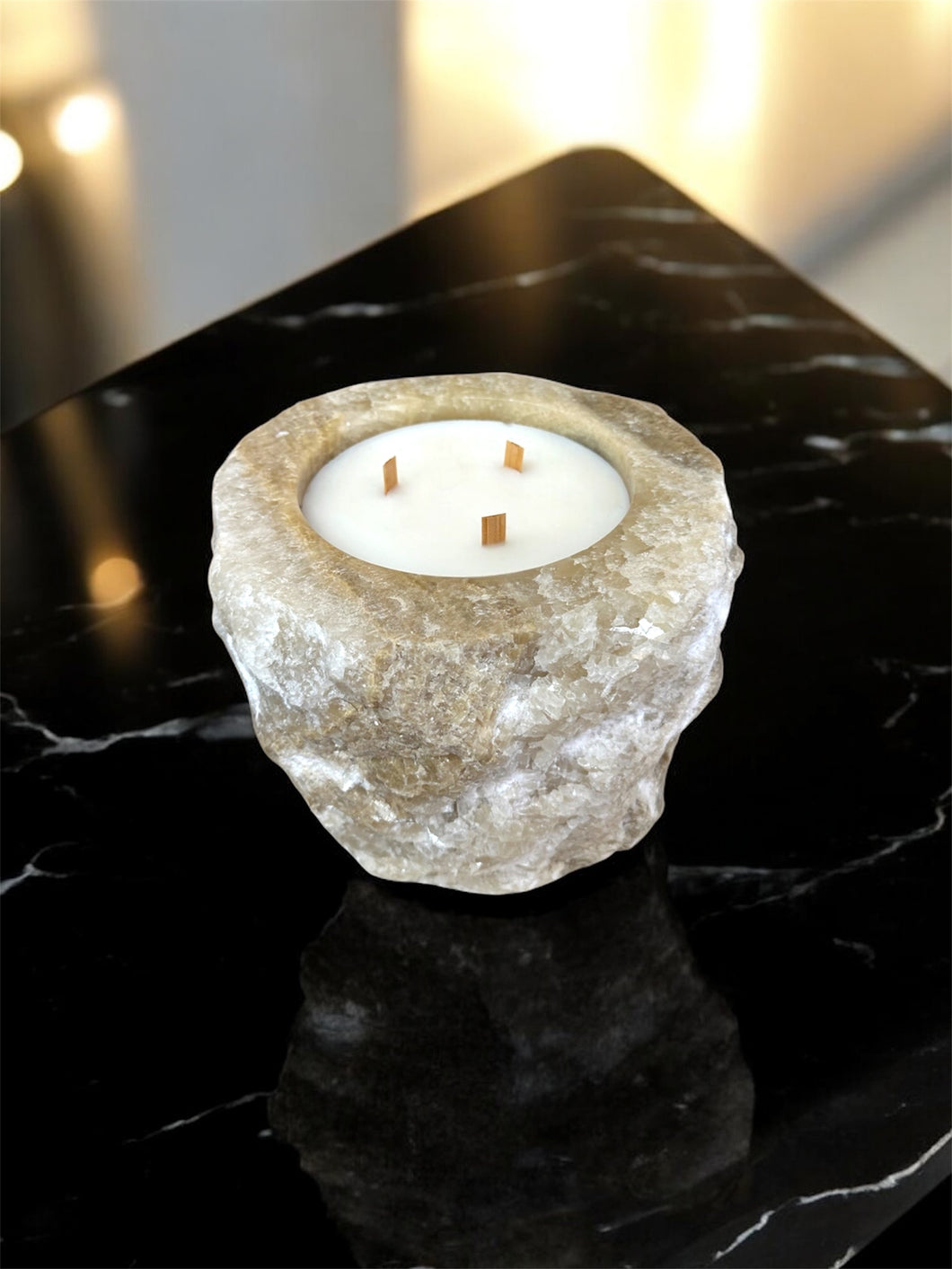 #4 Chiseled Onyx Candle – Natural Coconut & Apricot Wax