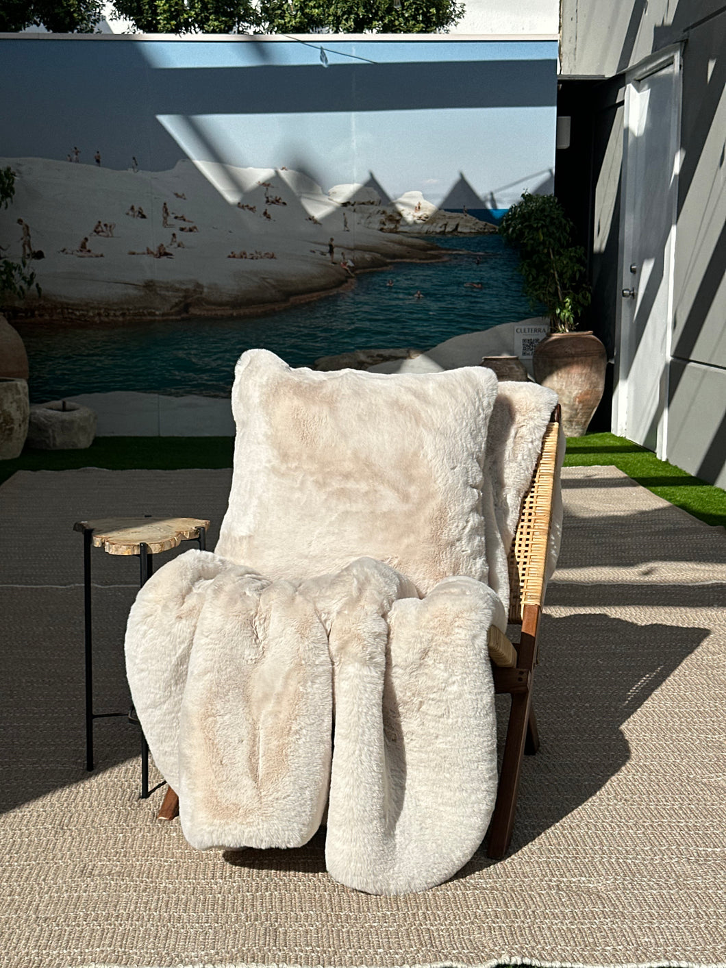 French Faux Fur Pillow – Cream | 22x22