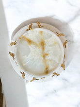 Load image into Gallery viewer, Cream and Golden Onyx Serving Piece
