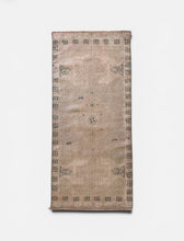 Load image into Gallery viewer, Quiet Frame – Vintage Mini Rug
