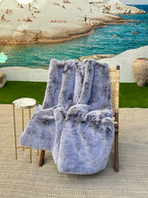 Load image into Gallery viewer, Glacier Faux Fur Throw – The Art of French Softness
