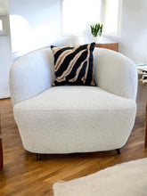 Load image into Gallery viewer, Zebra Hide Accent Pillow#2
Sustainably sourced | Artisan-crafted | One-of-a-kind
