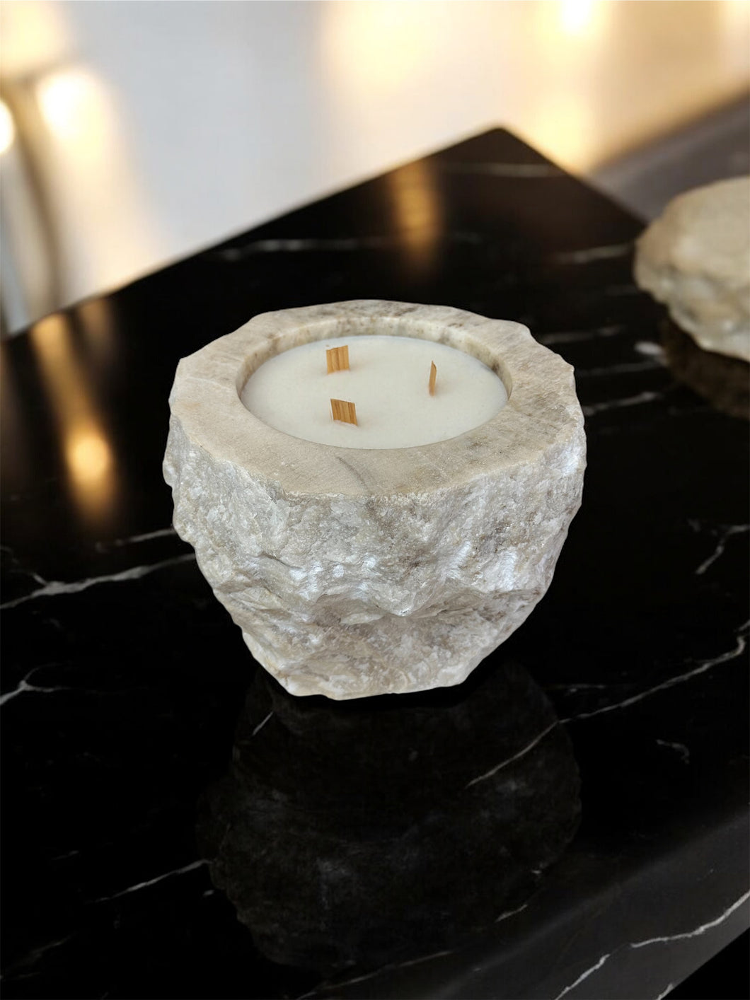 #3 Chiseled Onyx Candle – Natural Coconut & Apricot Wax
