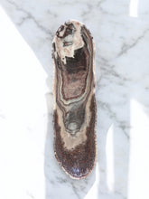 Load image into Gallery viewer, Hand-Carved Onyx Bowl — Deep Burgundy &amp; Cream Veining
