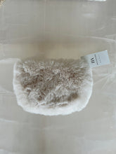 Load image into Gallery viewer, French Faux Fur Travel Pouch
