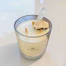 Load image into Gallery viewer, Haus Signature Caribbean Teakwood Crystal Candle – Clear Quartz Point &amp; Natural Cluster
