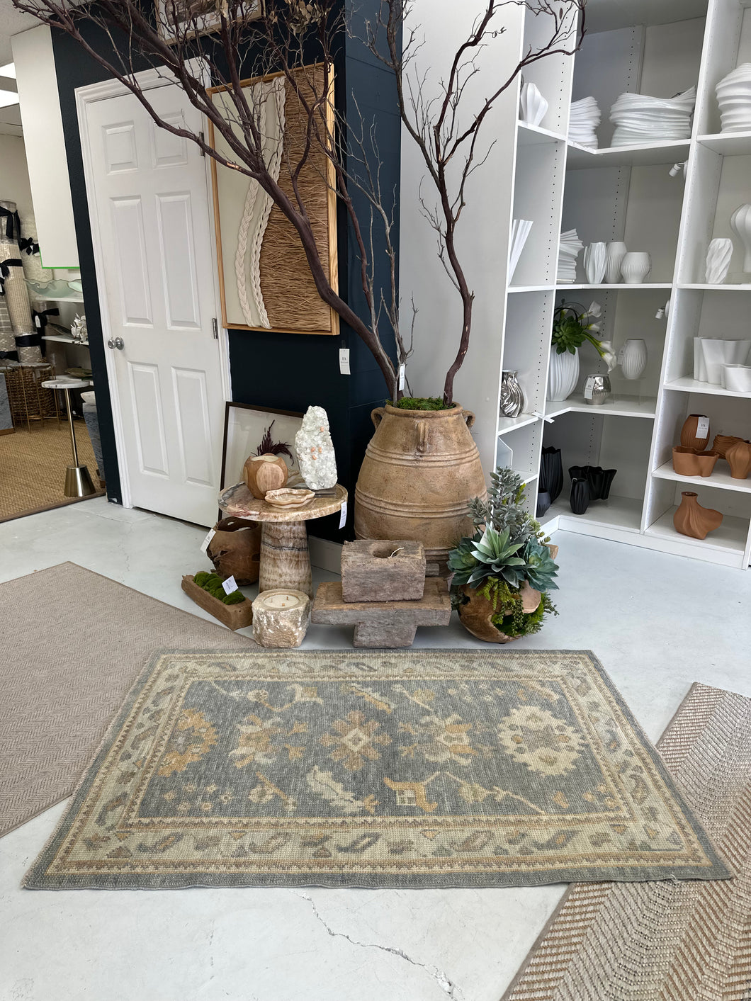 Vintage Steel Blue Wool Rug – Hand-Knotted Elegance