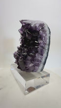 Load and play video in Gallery viewer, Amethyst on Acrylic Stand
