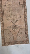 Load and play video in Gallery viewer, Quiet Geometry – Petite Vintage Rug
